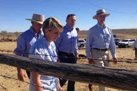 Mr Abbott travelled to Longreach, where he met with farmers, to make the funding announcement. PHOTO: ABC News: Dominique Schwartz